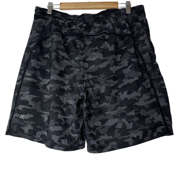 lululemon athletica Other - Lululemon Shorts 2XL Men's Pace Breaker Lined Camo Black Pockets Stretch